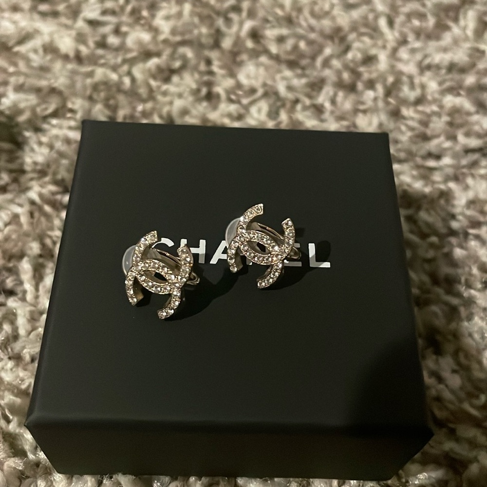 Authentic Chanel clip earrings